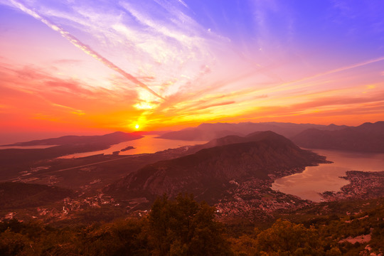kotor bay, day tours, day trips, shore excursions, montenegro, monttravelers, local guides, private tours, 